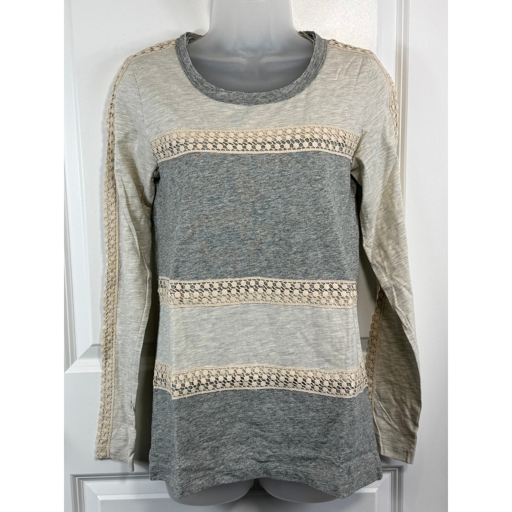 NWT Grey State Geo‎ Lace Tee Boho Heather Combo Grey Long Sleeve Crochet Top 1